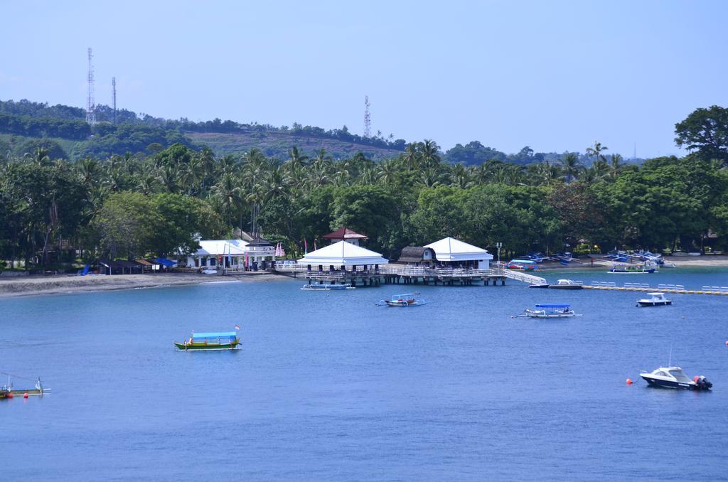 Villa Yukie Senggigi Montongbuwoh Екстериор снимка