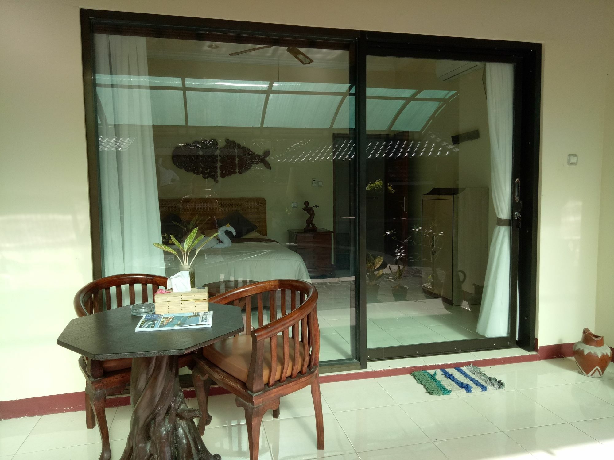 Villa Yukie Senggigi Montongbuwoh Екстериор снимка